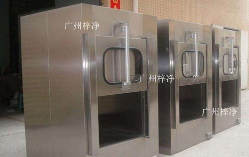 傳遞窗廣泛應(yīng)用于微細(xì)科技、生物實(shí)驗(yàn)室、制藥廠、醫(yī)院、食品加工業(yè)、LCD、電子廠等等一切需要空氣凈化的場(chǎng)所。