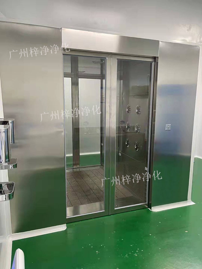 對于貨淋室，則通常位于物料進(jìn)入潔凈室的位置